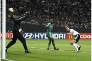 韩国2-0爆冷掀翻卫冕冠军德国，小组垫底创队史最耻辱纪录