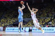 CBA总决赛“疆粤”G1：广东142-123血洗新疆，卫冕冠军摊牌争夺主动