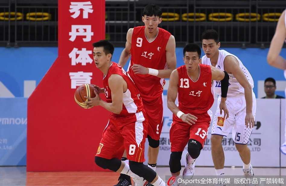 全运赛场辽篮掀青春风暴 郭艾伦周琦双核驱动大胜江苏 韩德君内线硬扛唐正东,用身体优势碾压昔日MVP