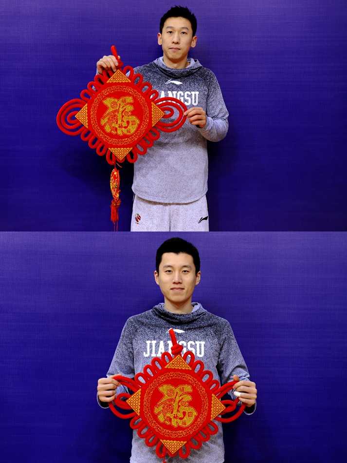 一名球员单人手持印有“篮球”二字的福字，眼神坚定地望向远方，寓意着新的一年将在赛场上为胜利而战，为荣誉而拼。
