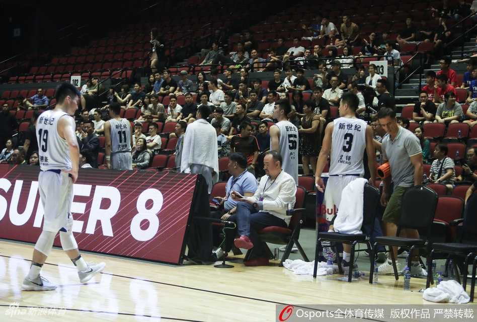 澳门风云:深圳男篮血性退赛引发篮协雷霆重罚 中国篮协官方网站发布的处罚通知页面,红色的公章格外醒目,页面标题写着