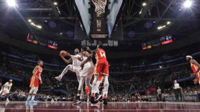 2016年骑士4-0老鹰:单场25记三分暴雨书写横扫序章 2016年骑士4-0老鹰:单场25记三分暴雨书写横扫序章