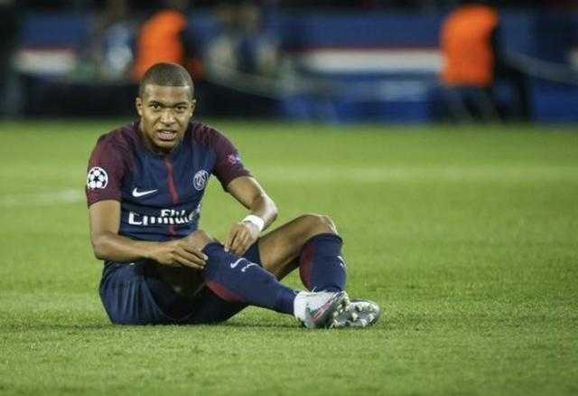 一场10人作战+逆境破局,姆巴佩的“苏”名印刻在阿诺埃塔 一场10人作战+逆境破局,姆巴佩的“苏”名印刻在阿诺埃塔