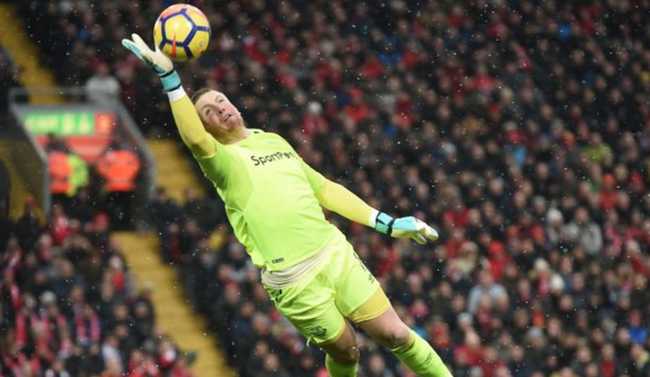 世界杯G组首轮：凯恩补时绝杀，英格兰2-1险胜突尼斯