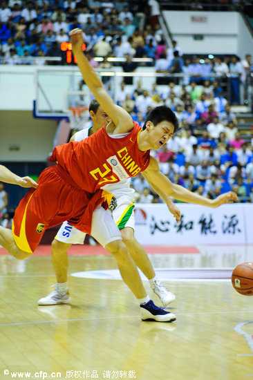 中国男篮蓝队26分血洗立陶宛 郭艾伦26+6闪耀收官
