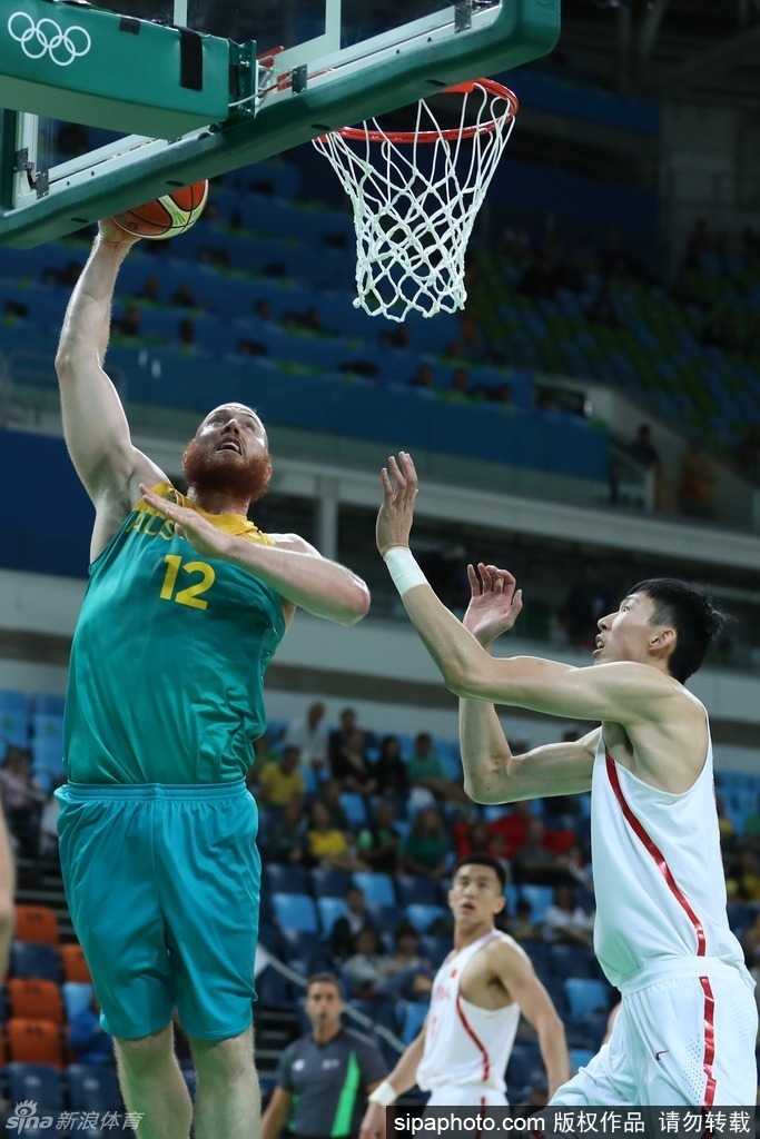 中澳热身赛惨败20分，男篮新帅遭遇开门黑