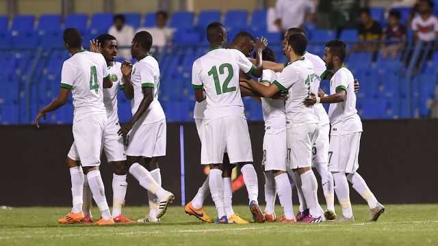 乌拉圭让球取胜沙特小组出线在望 乌拉圭让球取胜沙特小组出线在望