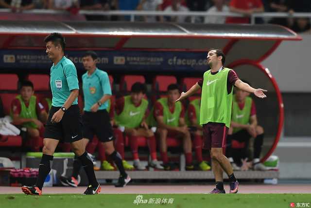 权健1-4上港复盘:新帅体系水土不服,巴西三叉戟统治攻防 权健1-4上港复盘:新帅体系水土不服,巴西三叉戟统治攻防