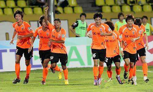 标题：2026赛季K1联赛金泉尚武VS济州联前瞻：新帅博弈