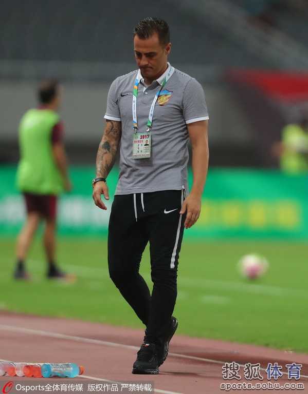 标题:2017足协杯八强战上港主场4-0权健上演超级大逆转 标题:2017足协杯八强战上港主场4-0权健上演超级大逆转