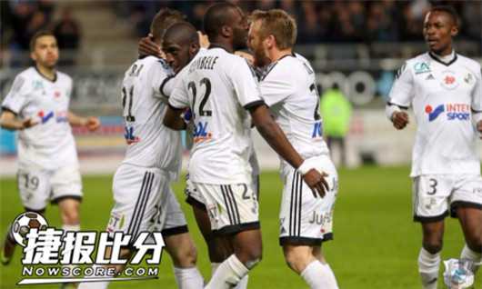 根索肖vs亚眠新帅首秀遭开门黑，保级关键战主场0比1落败