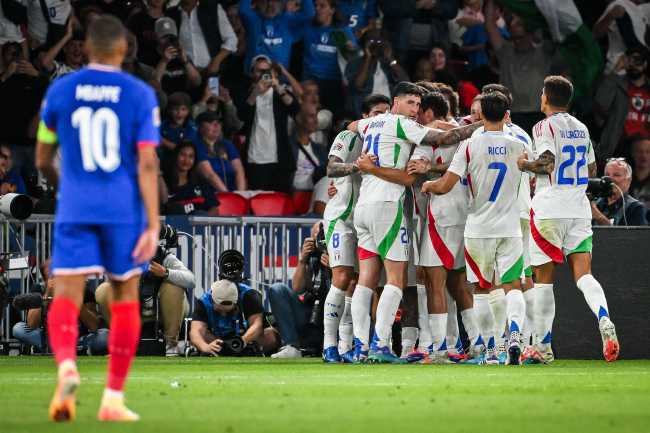 瑞典0-0秘鲁：北欧防线锁死美洲劲旅，秘鲁延续15场不败金身