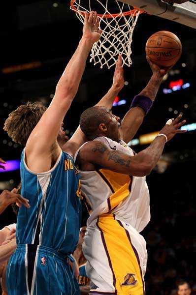 科比·怀特首秀助黄蜂32分狂胜送公牛10连败 科比·怀特首秀助黄蜂32分狂胜送公牛10连败