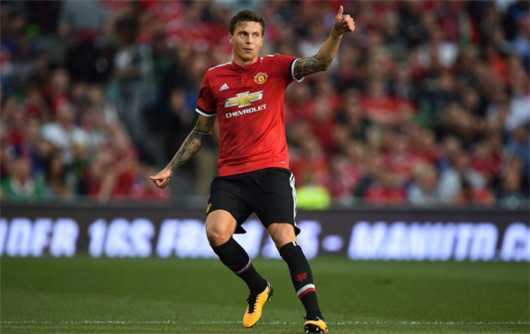 英超揭幕战曼联4-0横扫西汉姆联 穆帅率队强势启航 英超揭幕战曼联4-0横扫西汉姆联 穆帅率队强势启航