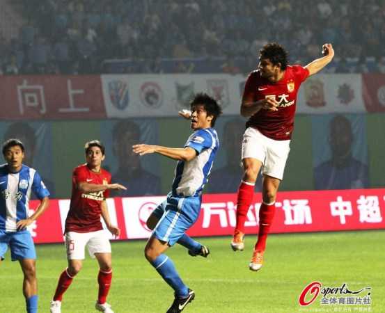 足协杯7-2大逆转!恒大天河血洗十人富力 足协杯7-2大逆转!恒大天河血洗十人富力