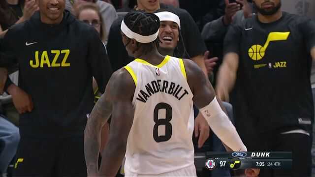 115-103逆转！快船三节一波流碾碎爵士，哈登16+10三节打卡