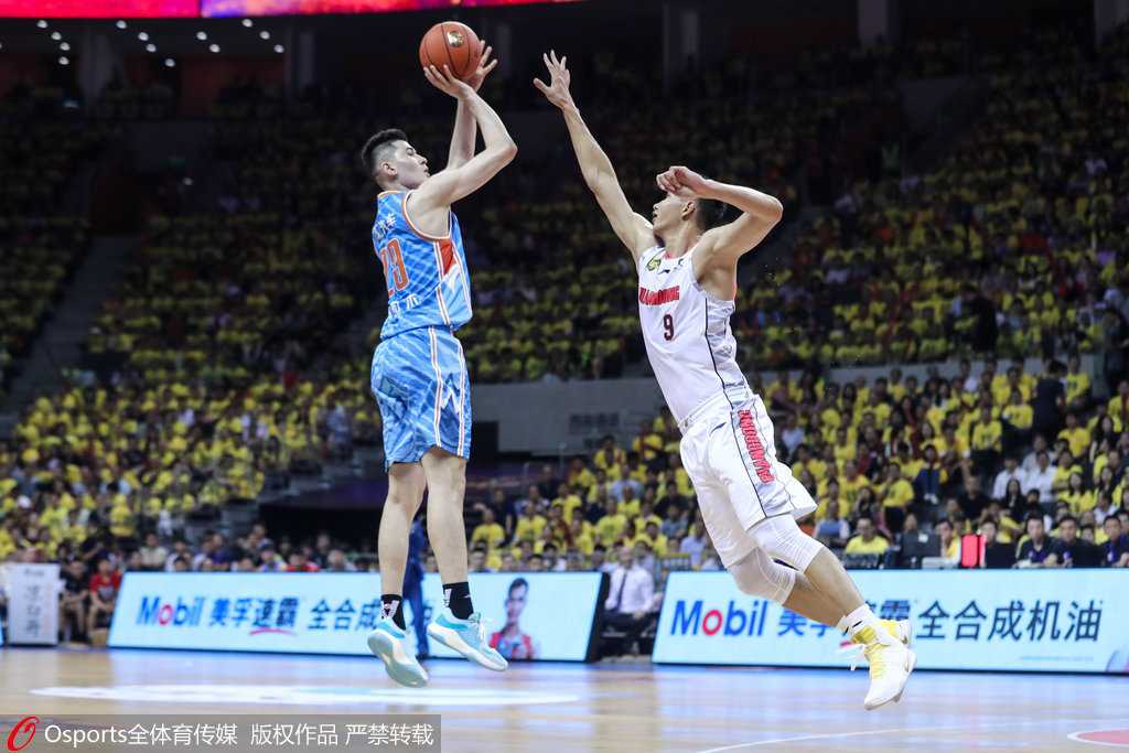 CBA总决赛“疆粤”G1：广东142-123血洗新疆，卫冕冠军摊牌争夺主动