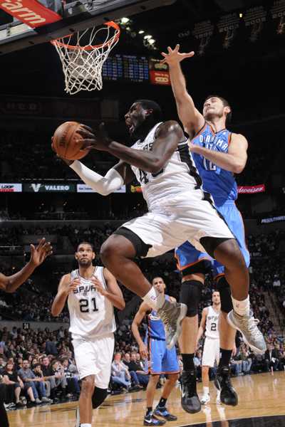 NBA西决神逆转：2012雷霆0-2后4-2淘汰马刺