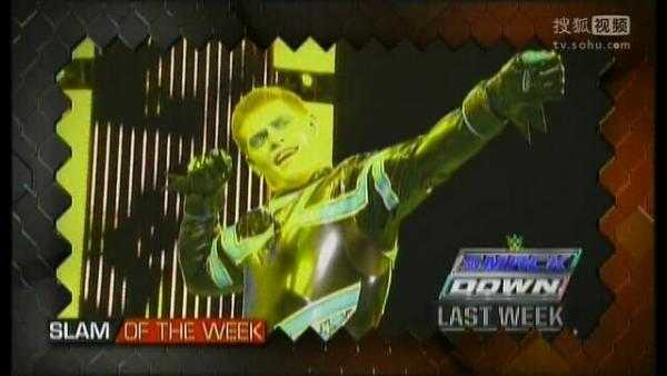 WWE夏日狂潮回顾：绿箭侠阿梅尔联手内维尔完胜星尘