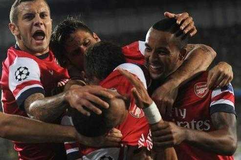 上港4-1权健：奥斯卡双响帕托世界波难救主