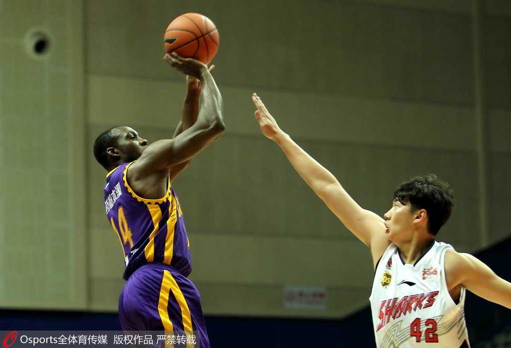 六人上双全队皆兵！上海男篮39分横扫吉林豪取16连胜