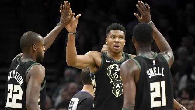 字母哥28+8率雄鹿下克上 猛龙主场开门黑