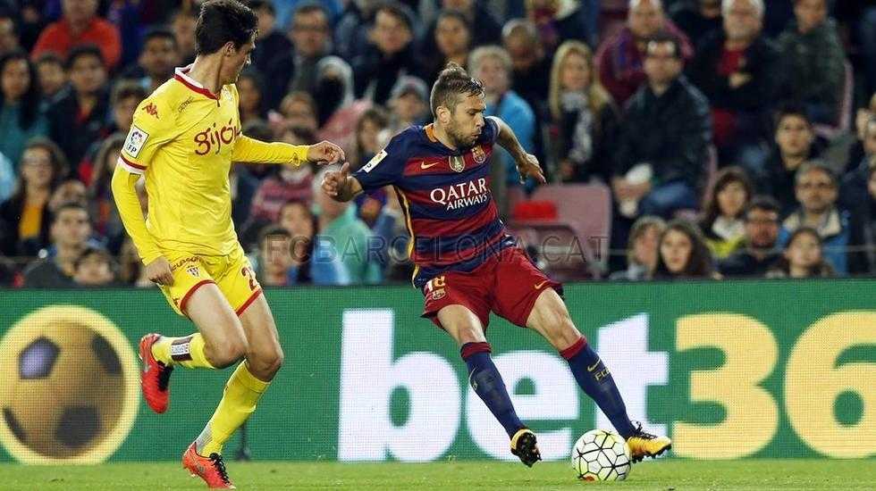 感谢您提供如此详尽的写作框架和风格要求。在开始撰写复盘文章之前，需要先向您说明一个重要情况：