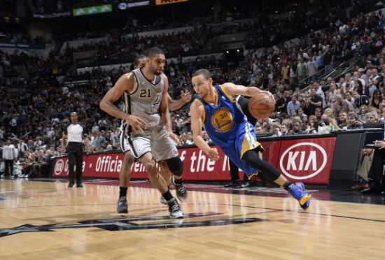 文班41+18碾压残阵勇士 马刺豪取十连胜