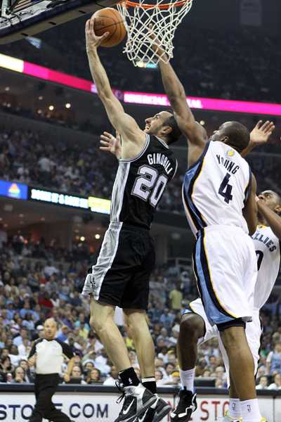 文班亚马7帽统治禁区，马刺客场123-98送灰熊正式无缘季后赛