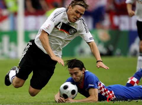 08欧洲杯德国1-2克罗地亚：比利奇变阵完胜勒夫