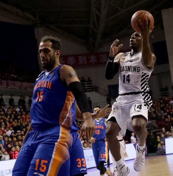 2016年CBA总决赛四川4-1辽宁：哈达迪率队首冠书写黑马传奇