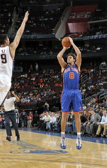 易建联生涯新高31分，篮网主场逆转活塞