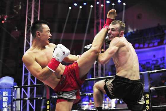 邱建良ONE冠军赛首秀点数憾负日本名将秋元皓贵