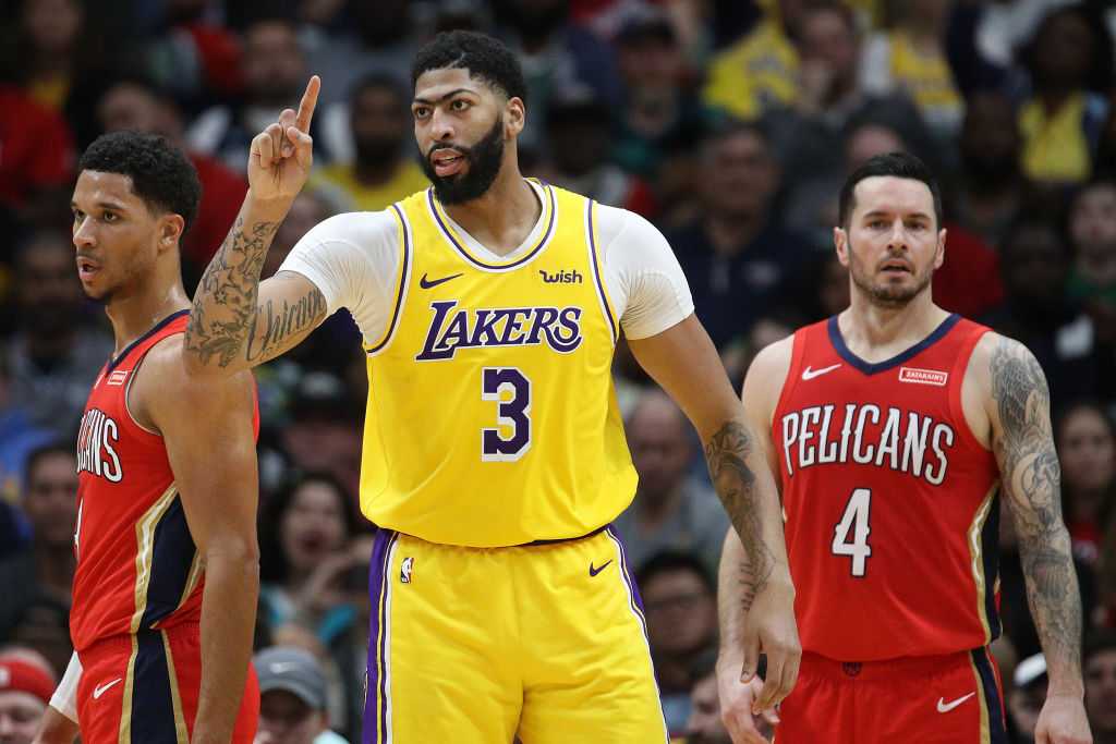 湖人末节轰14-0逆转鹈鹕取三连胜