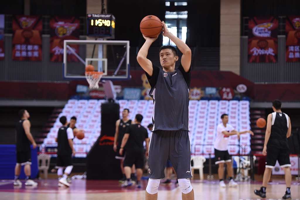 辽粤争冠格局生变：辽宁客场89-73掀翻广东