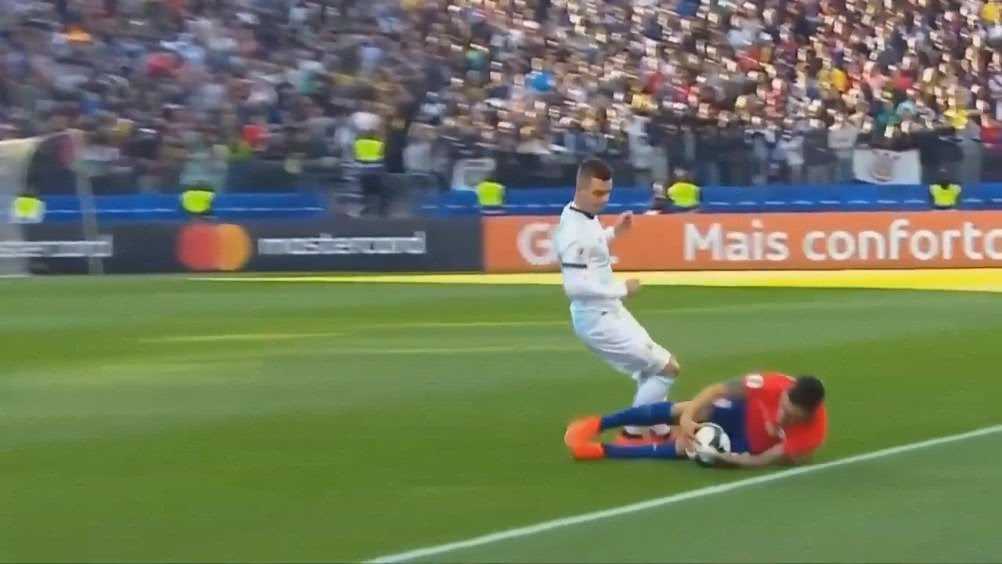 阿根廷3-0智利｜麦卡利斯特阿尔瓦雷斯迪巴拉建功，梅西缺阵仍碾压宿敌