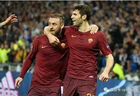 阿贾克斯4-1大胜里昂，齐耶赫助攻帽子戏法闪耀全场