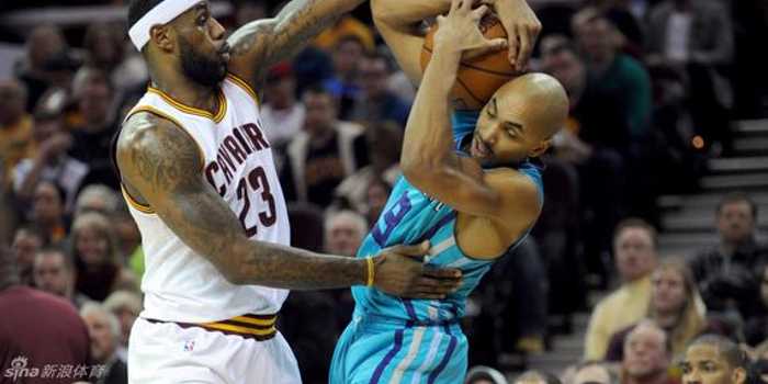 骑士力克黄蜂豪取7连胜，克尼佩尔33分难阻骑士七连胜步伐